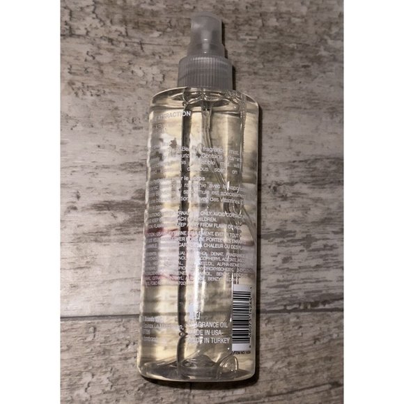 BATH & BEAUTY Pure Attraction Melon and Plum Silkening Body Mist 8.4 oz - Picture 4 of 4